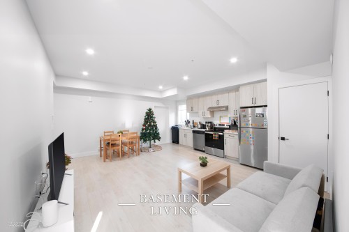 23262 137 Avenue, Maple Ridge, BC 