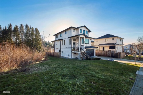 23262 137 Avenue, Maple Ridge, BC 