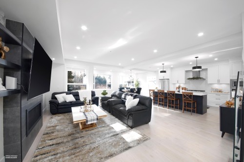 23262 137 Avenue, Maple Ridge, BC 