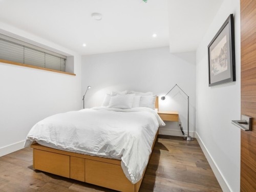 1381 Chine Crescent, Coquitlam, BC 