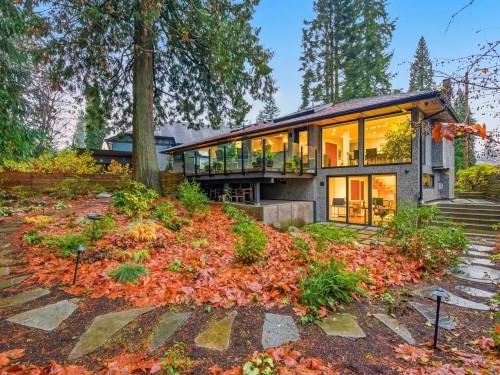 1381 Chine Crescent, Coquitlam, BC 