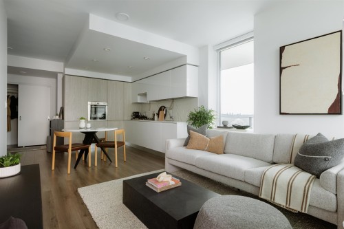 602-3888 Evergreen Place, Burnaby, BC 