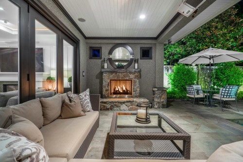 2312 Kings Avenue, West Vancouver, BC 