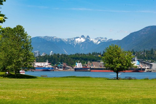 2734 Yale Street, Vancouver, BC 