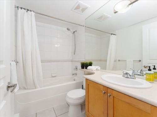 12-288 St. Davids Avenue, North Vancouver, BC 