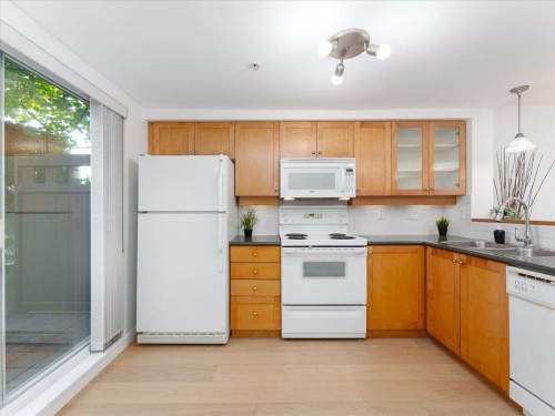 12-288 St. Davids Avenue, North Vancouver, BC 