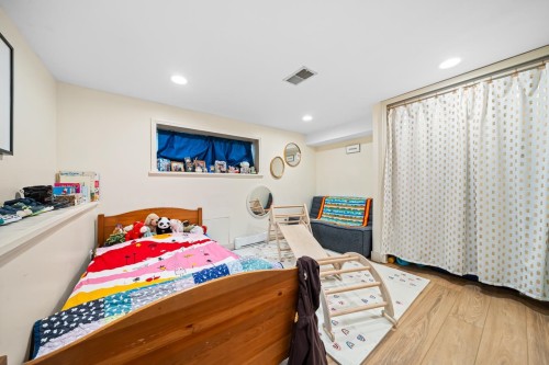 3137 28Th Avenue W, Vancouver, BC 