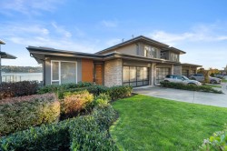 3887 Cates Landing Way  North Vancouver, BC V7G 0A6