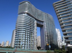 2812-89 Nelson Street  Vancouver, BC V6Z 0E7