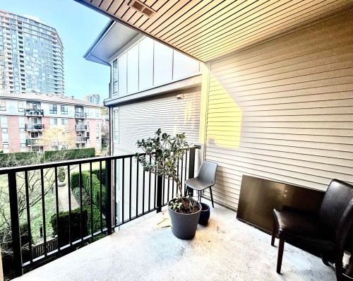 309-3107 Windsor Gate, Coquitlam, BC 