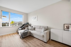 511-9233 Odlin Road  Richmond, BC V6X 0V4