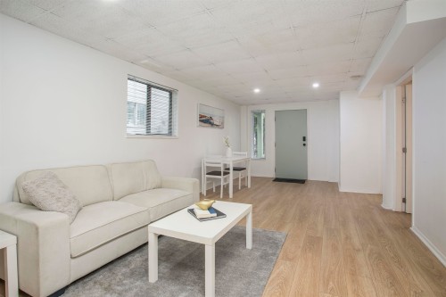 1976 Warwick Avenue, Port Coquitlam, BC 