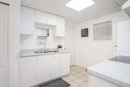 1976 Warwick Avenue, Port Coquitlam, BC 