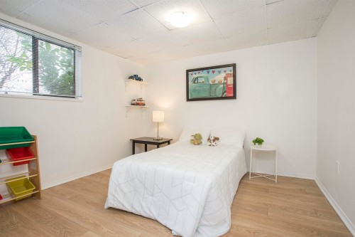 1976 Warwick Avenue, Port Coquitlam, BC 