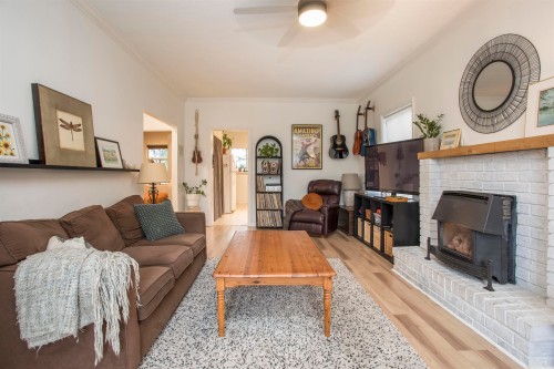 1976 Warwick Avenue, Port Coquitlam, BC 