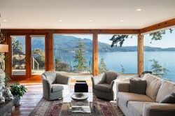 835 Hummingbird Lane  Bowen Island, BC V0N 1G1