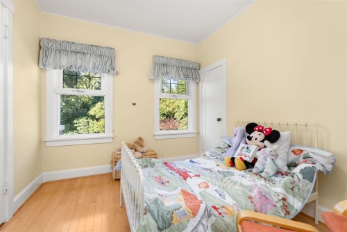 1537 40Th Avenue W, Vancouver, BC 