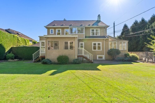 1537 40Th Avenue W, Vancouver, BC 