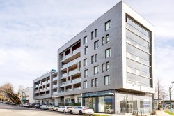 404-8888 Osler Street  Vancouver, BC V6P 4G2