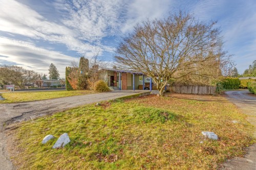 11939 Dover Street  Maple Ridge, BC V2X 5P6