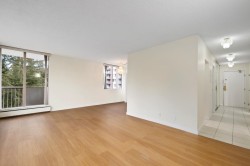 1202-2020 Fullerton Avenue  North Vancouver, BC V7P 3G3