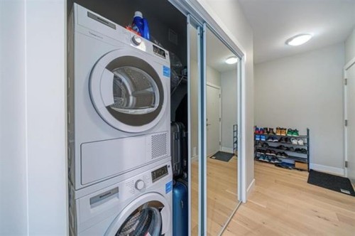 504-8761 University Crescent, Burnaby, BC 