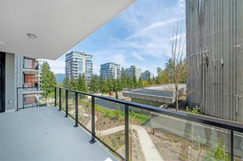 504-8761 University Crescent, Burnaby, BC 