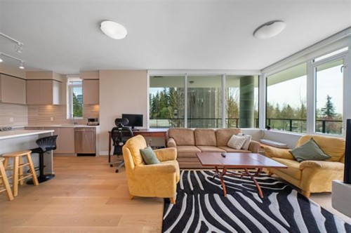 504-8761 University Crescent, Burnaby, BC 