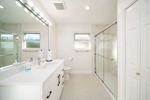 4003 31St Avenue W, Vancouver, BC 