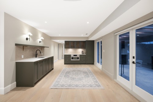 5450 Marine Drive, West Vancouver, BC 