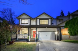 24891 106b Avenue  Maple Ridge, BC V2W 0E1