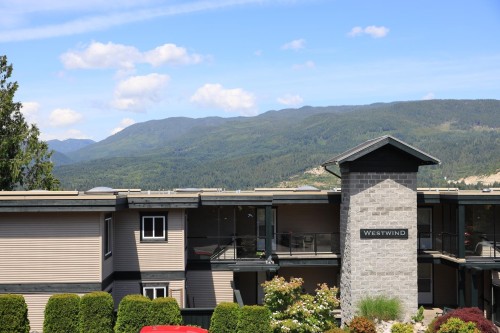 W202-5780 Trail Avenue  Sechelt, BC V7Z 0K5