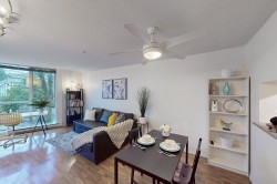 302-8420 Jellicoe Street  Vancouver, BC V5S 4T1