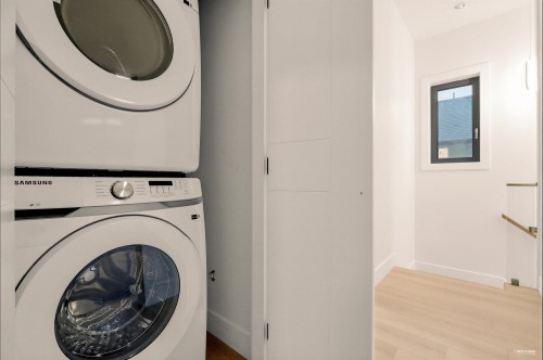 260 65Th Avenue E, Vancouver, BC 