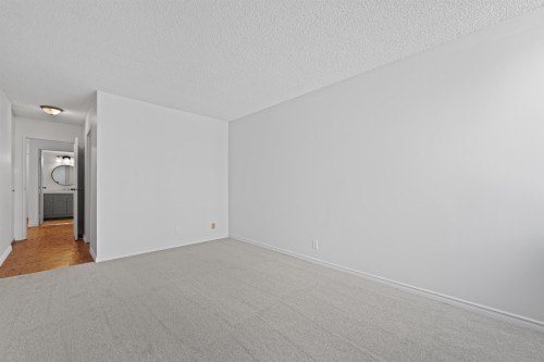 208-2024 Fullerton Avenue, North Vancouver, BC 