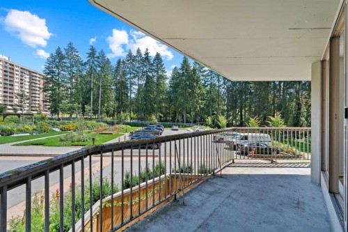 208-2024 Fullerton Avenue, North Vancouver, BC 