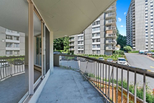 208-2024 Fullerton Avenue, North Vancouver, BC 