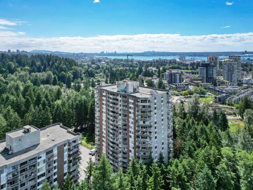 208-2024 Fullerton Avenue, North Vancouver, BC 