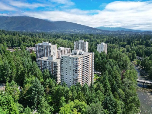 208-2024 Fullerton Avenue, North Vancouver, BC 