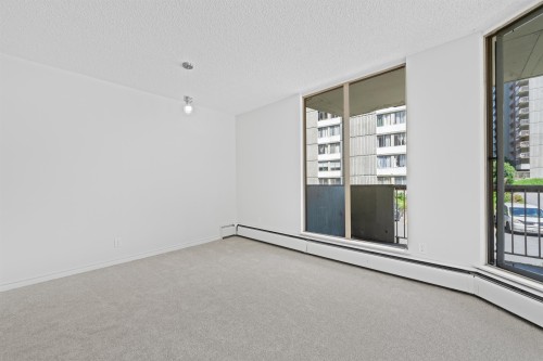 208-2024 Fullerton Avenue, North Vancouver, BC 
