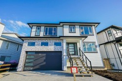 20180 Stanton Avenue  Maple Ridge, BC V2X 0E4