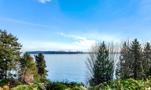 3575 Sunset Lane, West Vancouver, BC 
