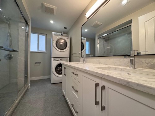 6869 Gladstone Street, Vancouver, BC 