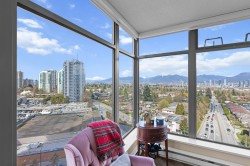 1606-4505 Hazel Street  Burnaby, BC V5H 4T1