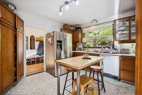 840 Austin Avenue, Coquitlam, BC 