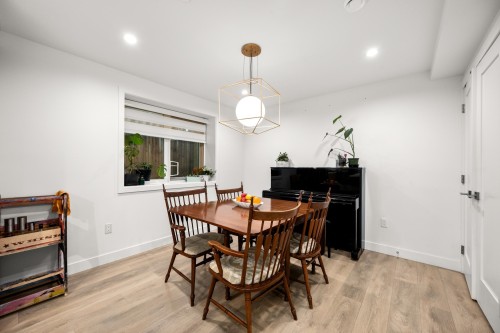 1452 20Th Avenue E, Vancouver, BC 