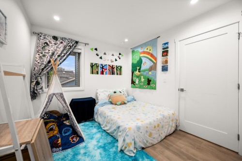 1452 20Th Avenue E, Vancouver, BC 