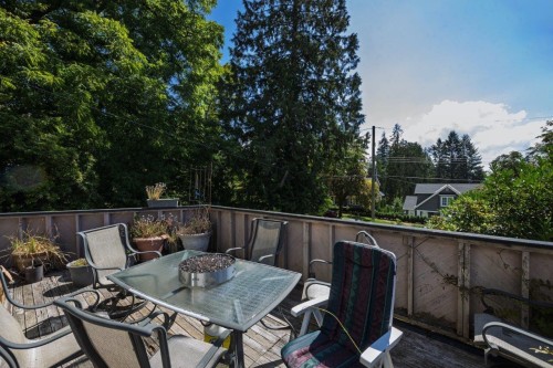 368 Kings Road E, North Vancouver, BC 