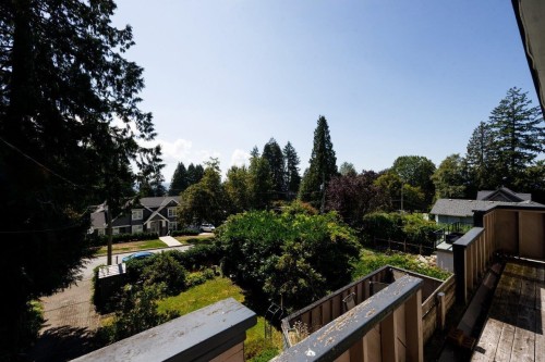 368 Kings Road E, North Vancouver, BC 