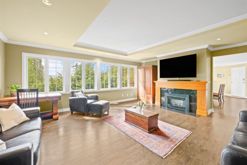 4622 Cove Cliff Road, North Vancouver, BC 